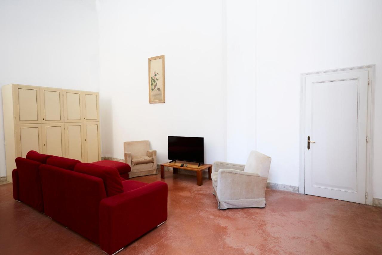 Amdg Hostal *