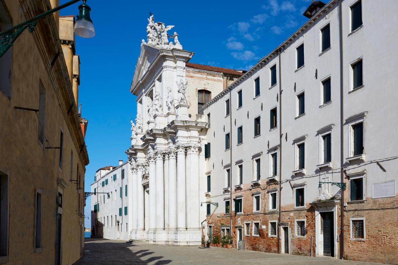 Amdg Hostal Venecia
